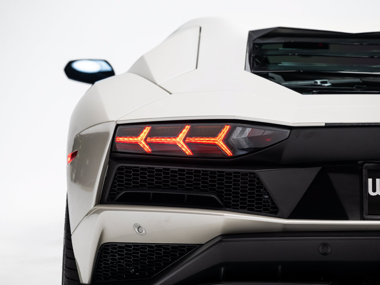Used 2018 Lamborghini Aventador S AWD/4WD image 22