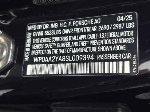 Certified 2025 Porsche Panamera 4 AWD/4WD image 37