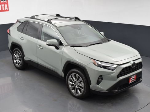 Used 2023 Toyota RAV4 XLE Premium AWD/4WD image 26