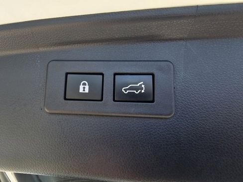 Used 2022 Subaru Outback Limited image 18