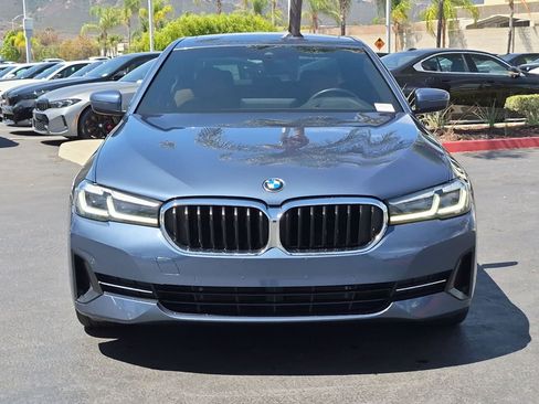 Used 2023 BMW 530i w/ Premium Package RWD image 3