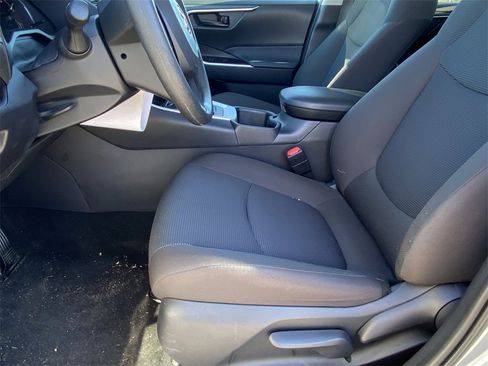 Certified 2025 Toyota RAV4 LE image 6