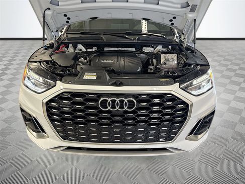 Certified 2025 Audi Q5 2.0T Premium Plus w/ Premium Plus Package AWD/4WD image 31