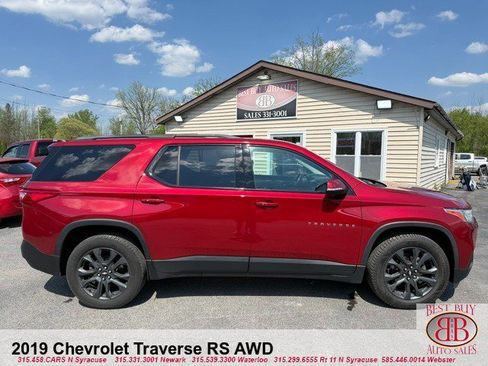 Used 2019 Chevrolet Traverse RS AWD/4WD image 2