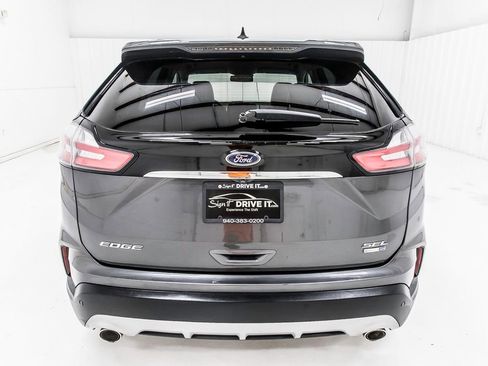 Used 2020 Ford Edge SEL AWD/4WD image 6