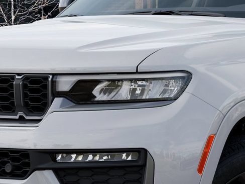 New 2026 Jeep Grand Cherokee L Limited AWD/4WD image 10