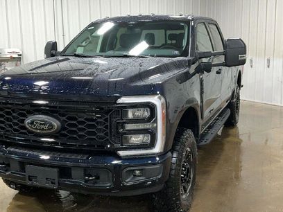 New 2025 Ford F250 XLT w/ Black Appearance Package