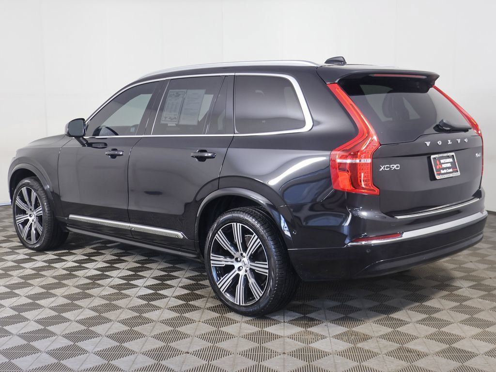 Used 2023 Volvo XC90 B6 Ultimate w/ Protection Package Premier AWD/4WD image 14
