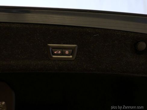 Certified 2025 BMW 330i xDrive 330i xDrive image 32