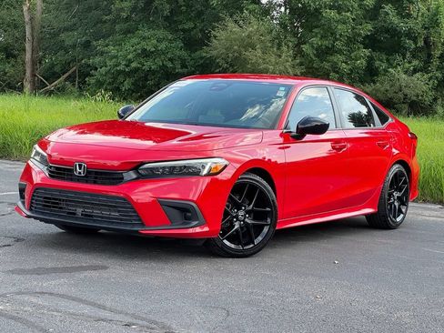 Used 2023 Honda Civic Sport image 2