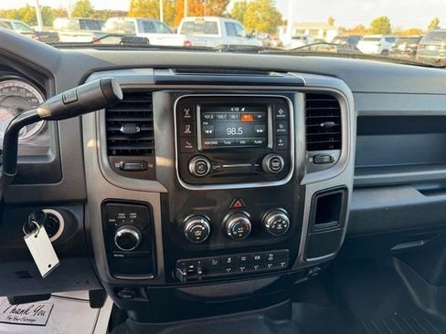 Used 2016 RAM 2500 Tradesman w/ Chrome Appearance Group image 17