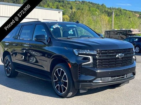Used 2024 Chevrolet Suburban RST w/ Luxury Package AWD/4WD image 5