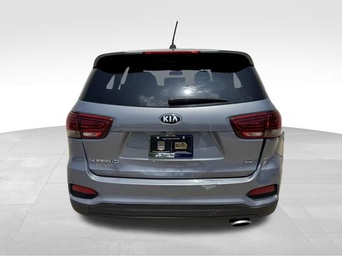 Used 2020 Kia Sorento FWD V6 image 6
