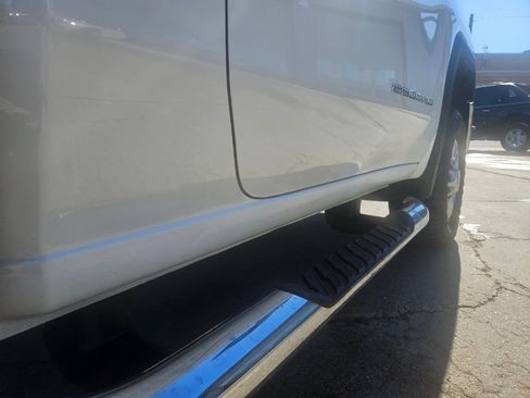 Used 2022 GMC Sierra 2500 SLE w/ SLE Convenience Package image 16