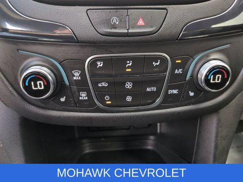 Certified 2023 Chevrolet Equinox RS AWD/4WD image 26