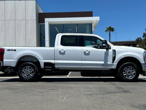 New 2026 Ford F250 Lariat w/ Lariat Ultimate Package AWD/4WD image 2