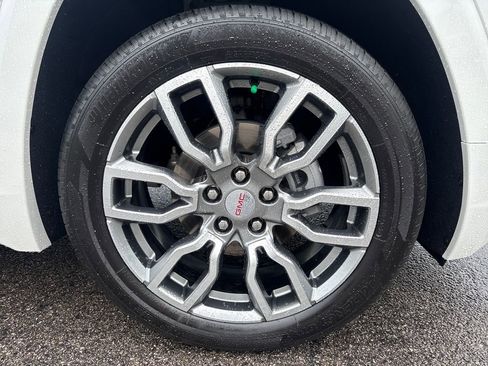 Used 2024 GMC Terrain Denali w/ Denali Premium Package AWD/4WD image 49