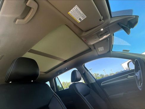 Certified 2023 Volkswagen Atlas SEL AWD/4WD image 21