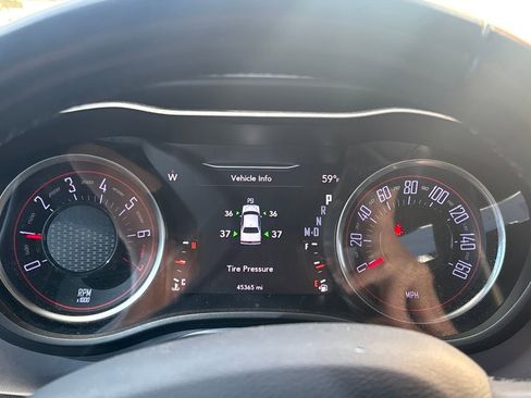 Used 2020 Dodge Challenger SXT image 18