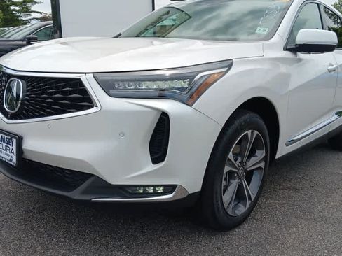 Used 2023 Acura RDX AWD w/ Advance Package image 9