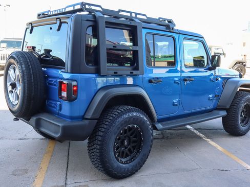 Used 2021 Jeep Wrangler Unlimited Sport S image 4