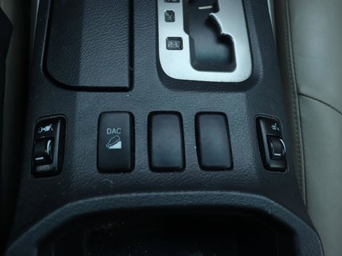 Used 2008 Toyota 4Runner Limited AWD/4WD image 28