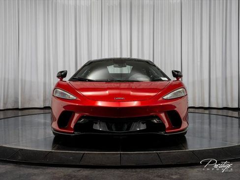 Used 2020 McLaren GT RWD image 2