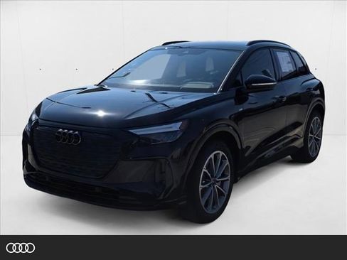 New 2026 Audi Q4 e-tron Premium image 1