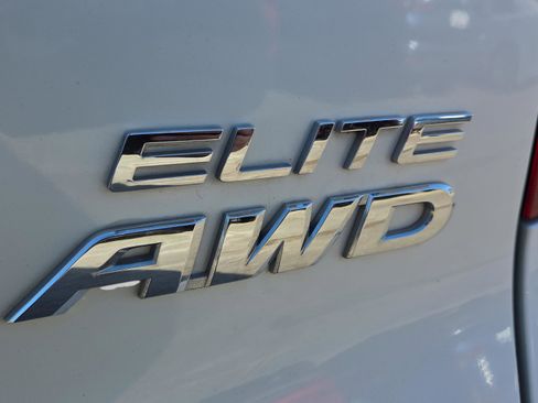 Used 2018 Honda Pilot Elite image 19