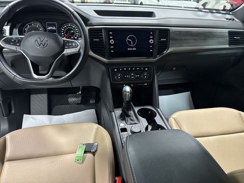 Used 2020 Volkswagen Atlas Cross Sport SE AWD/4WD image 30
