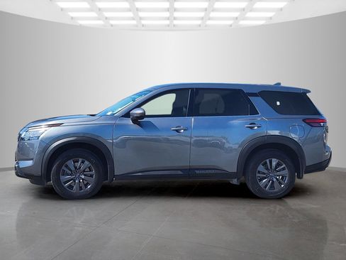 Used 2022 Nissan Pathfinder S AWD/4WD image 4