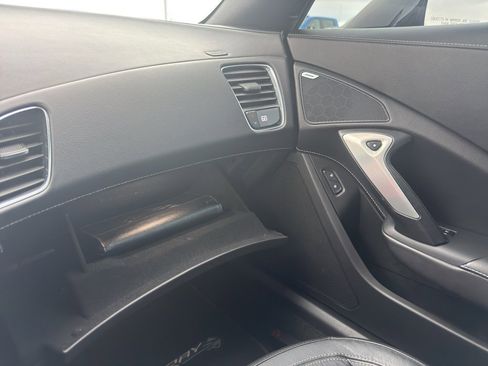 Used 2016 Chevrolet Corvette Stingray Coupe image 20
