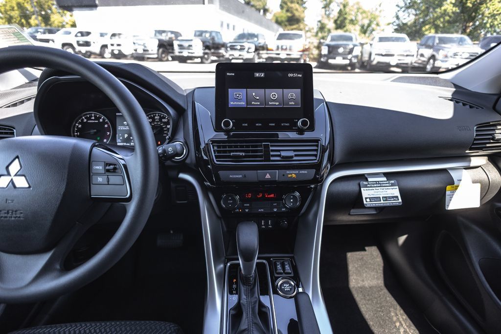 New 2026 Mitsubishi Eclipse Cross LE AWD/4WD image 23