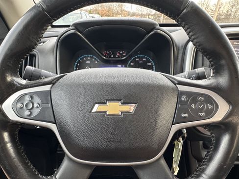 Used 2019 Chevrolet Colorado LT w/ Redline Special Edition image 10