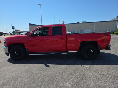 Used 2018 Chevrolet Silverado 1500 LT w/ All Star Edition AWD/4WD image 5