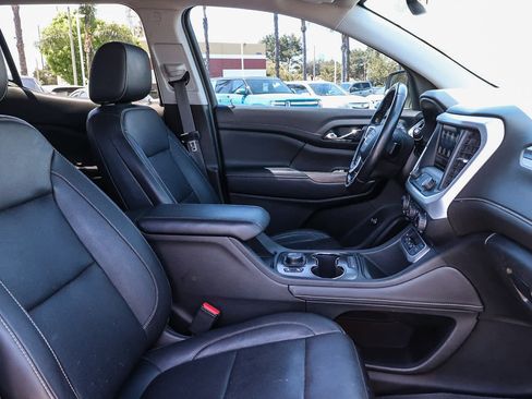 Used 2020 GMC Acadia SLT w/ Driver Alert Package II FWD image 23