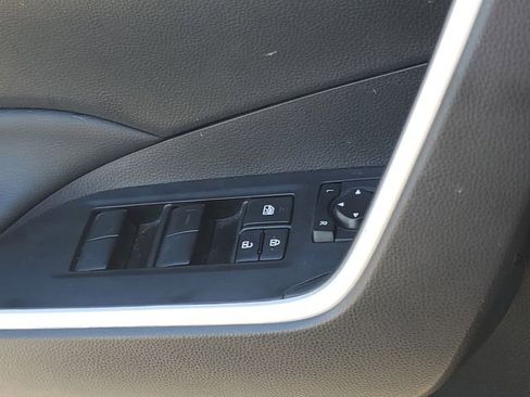 Used 2023 Toyota RAV4 LE AWD/4WD image 21