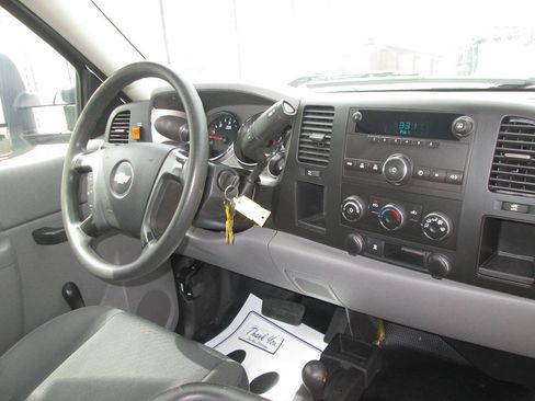 Used 2011 Chevrolet Silverado 2500 W/T AWD/4WD image 21