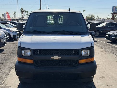 Used 2017 Chevrolet Express 2500 image 17