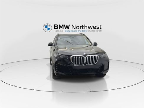 Used 2024 BMW X5 xDrive40i w/ M Sport Package AWD/4WD image 7