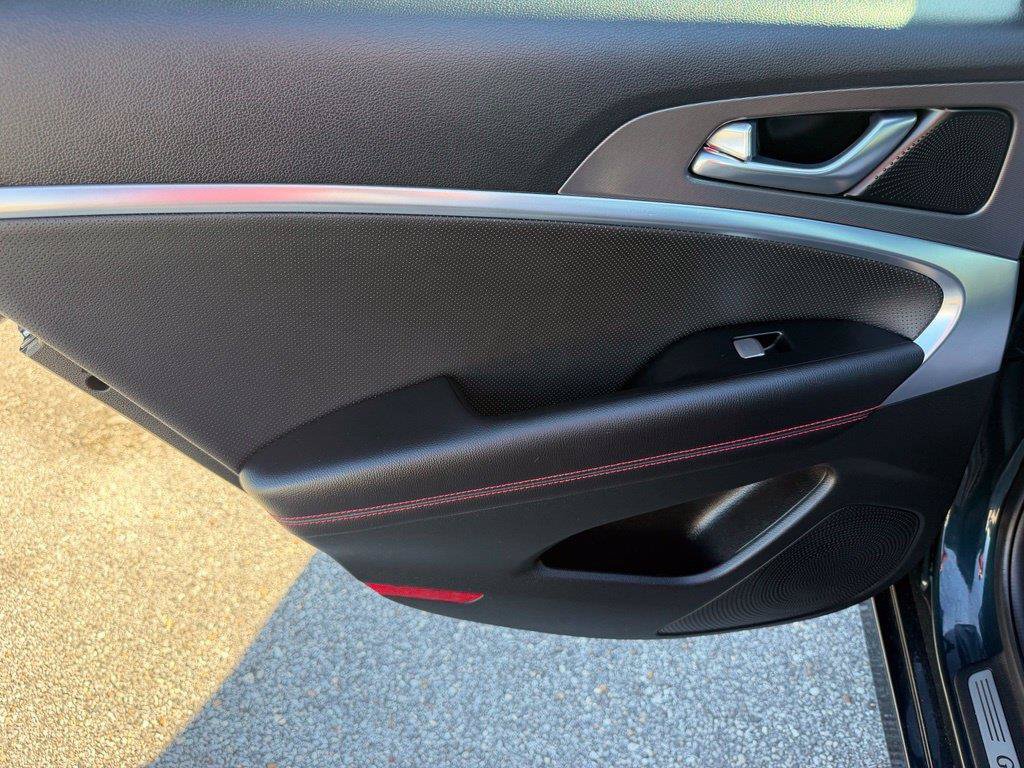 Used 2024 Genesis G70 2.5T w/ Sport Prestige Package AWD/4WD image 25