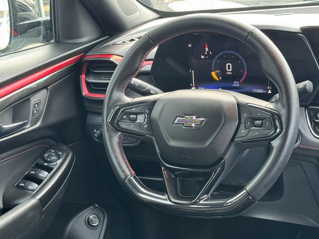Used 2024 Chevrolet TrailBlazer RS w/ Convenience Package FWD image 15