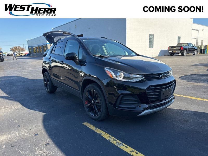 Certified 2022 Chevrolet Trax LT w/ Redline Edition image 1