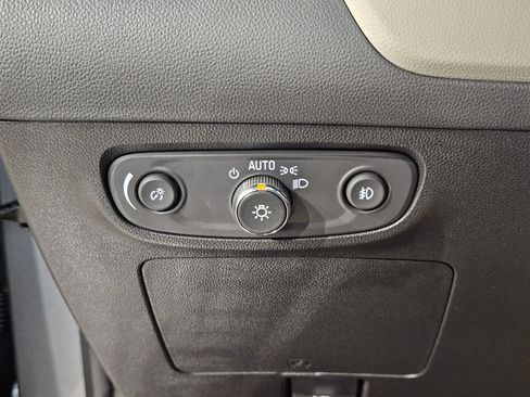 Used 2023 Buick Encore GX Preferred w/ Cold Weather Comfort Package FWD image 23