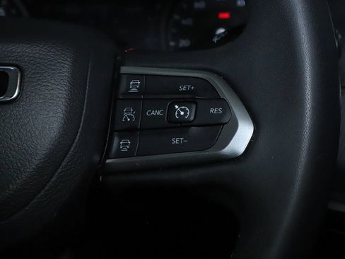 Used 2025 Jeep Compass Trailhawk AWD/4WD image 23