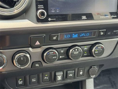 Used 2023 Toyota Tacoma TRD Off-Road image 28