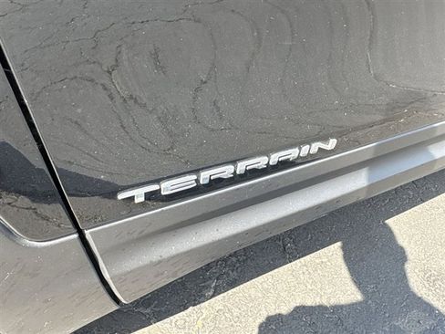 Used 2024 GMC Terrain SLE w/ Driver Convenience Package FWD image 30