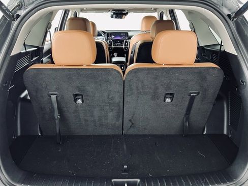 Used 2023 Kia Sorento SX Prestige image 14