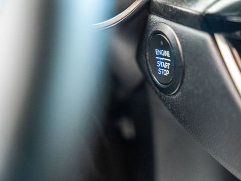 Used 2022 Ford Escape SEL w/ SEL Stealth AWD Package image 31