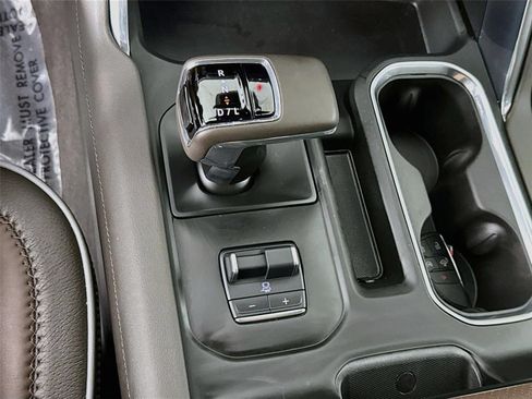 Used 2025 GMC Sierra 1500 Denali w/ Denali Reserve Package AWD/4WD image 19